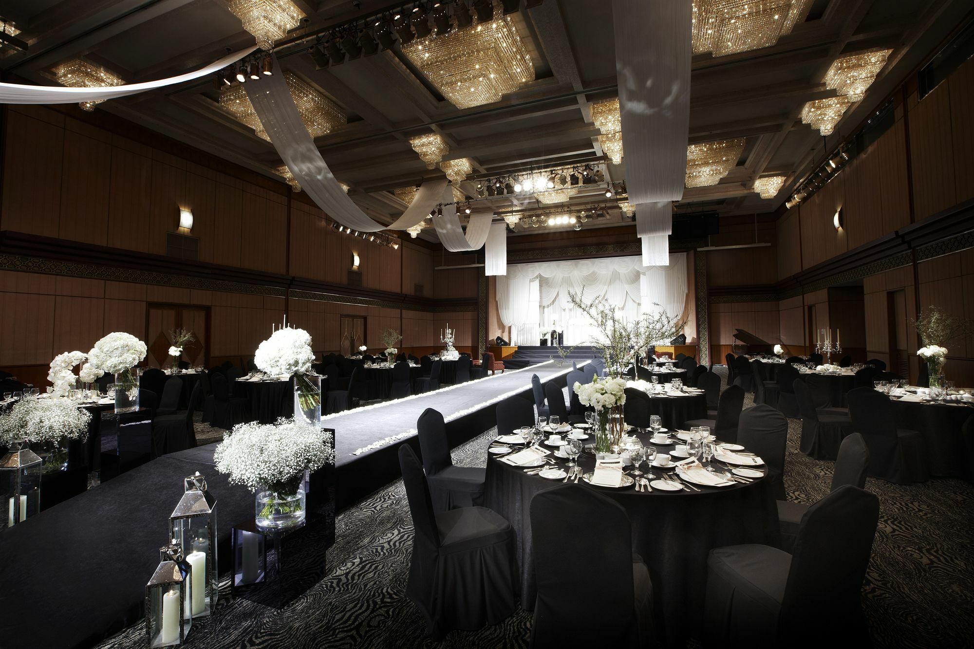 Haeundae Grand Hotel ปูซาน ภายนอก รูปภาพ The Grand Ballroom